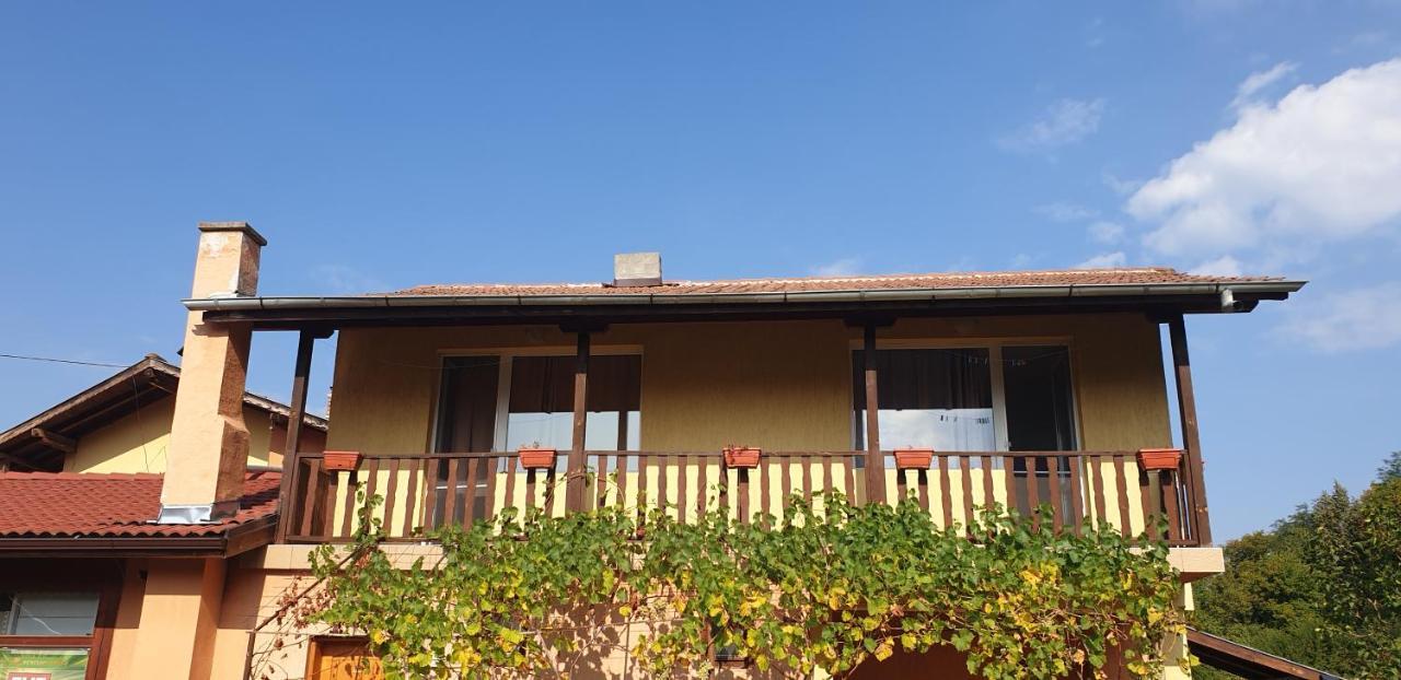 Стаи За Гости Тони Ribarica Exterior foto