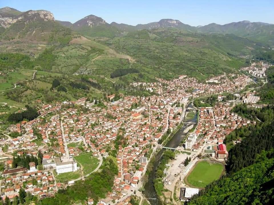 Стаи За Гости Тони Ribarica Exterior foto