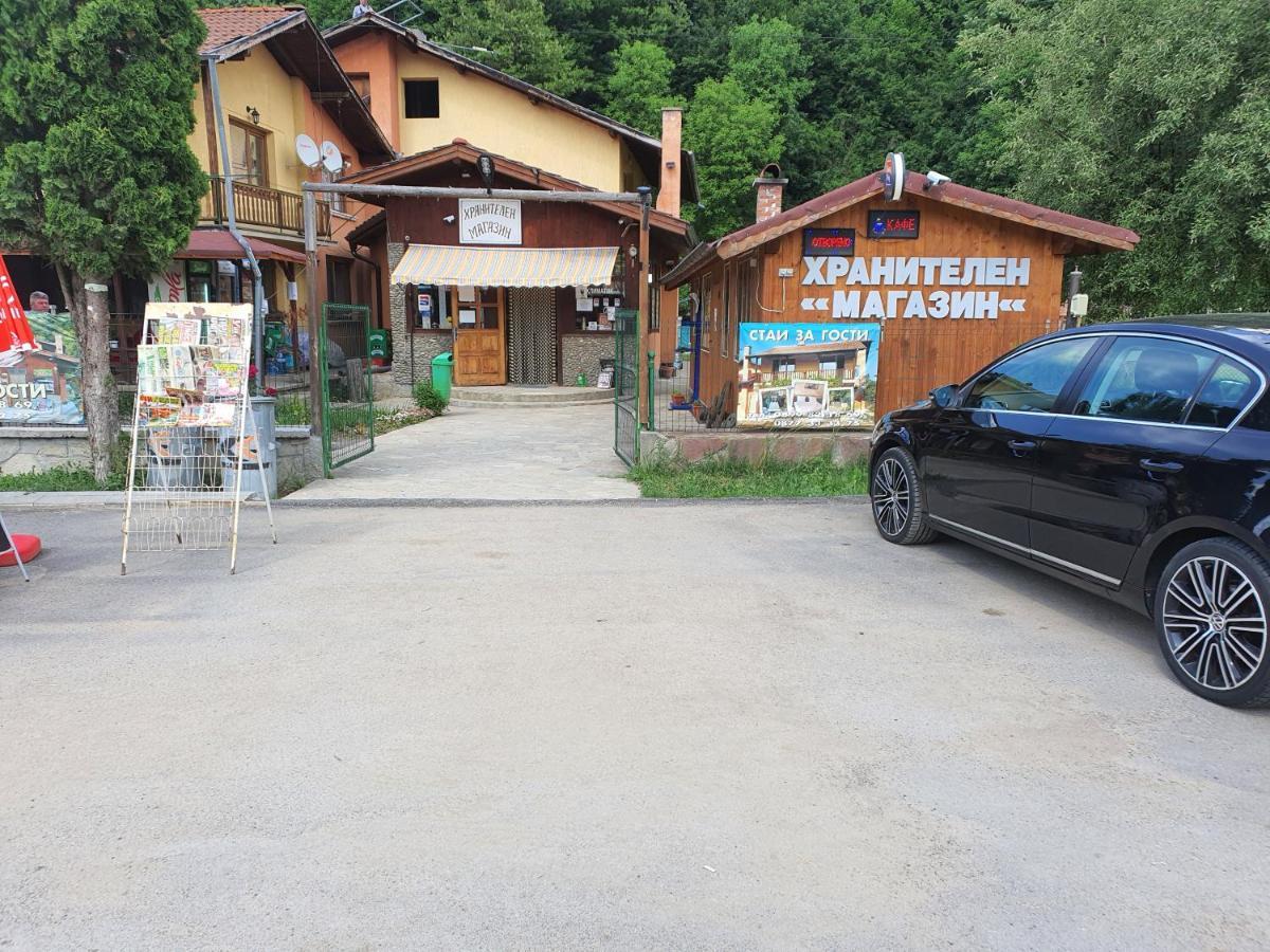 Стаи За Гости Тони Ribarica Exterior foto